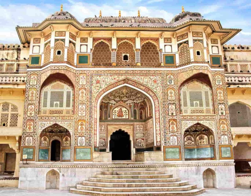 Delhi Agra Gwalior Orchha Khajurao Tour by Car