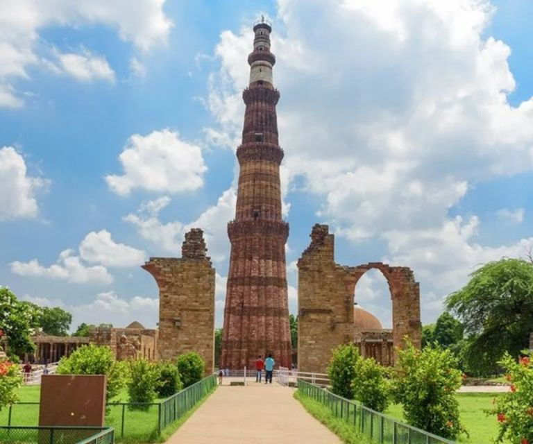 Delhi: Private Guided Day Tour of Old and New Delhi - Tour Details