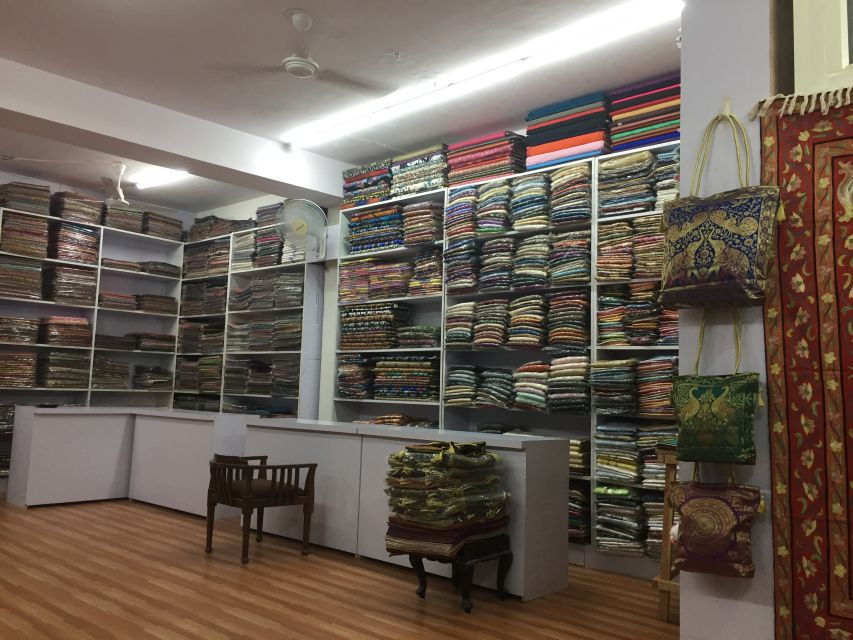 Delhi: Private Shopping Tour by Car With Guide - Tour Details