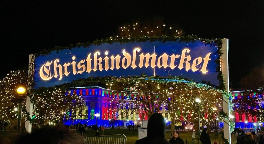 Denver: Holiday Lights & History Walking Tour - Tour Location and Provider