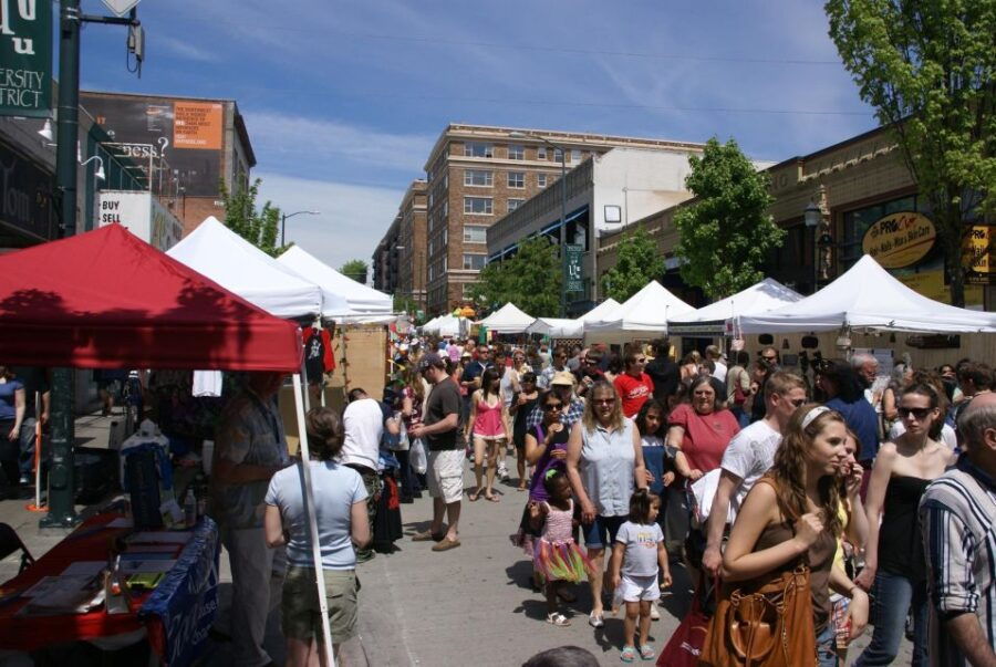 Denver: Second Sundays at Centennial Promenade