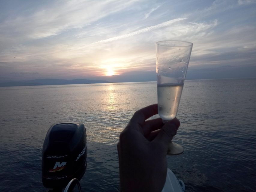 Dinghy Cruise With Aperitif on the Sea in Milazzo