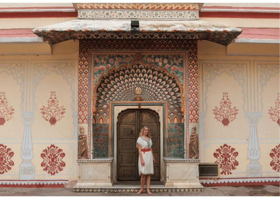 Discover Pink City on Tuk Tuk -Guided Tour With Food Tasting