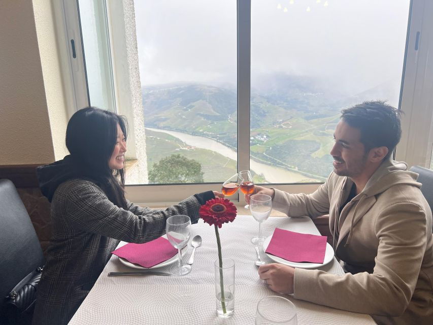 Douro Valley: Authentic Wine Tour