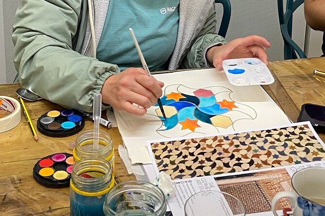 Drawing and Painting Class of Alhambra in Granada - Good To Know