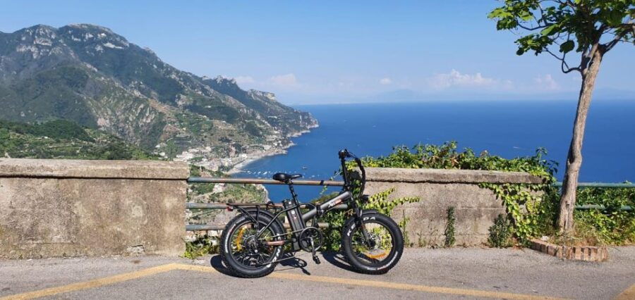 E-Bike Tour:Winding Curves and Hidden Lanes Between Villages