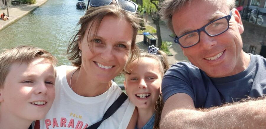 E-Scavenger Hunt: Explore Madrid at Your Own Pace - Experience and Highlights