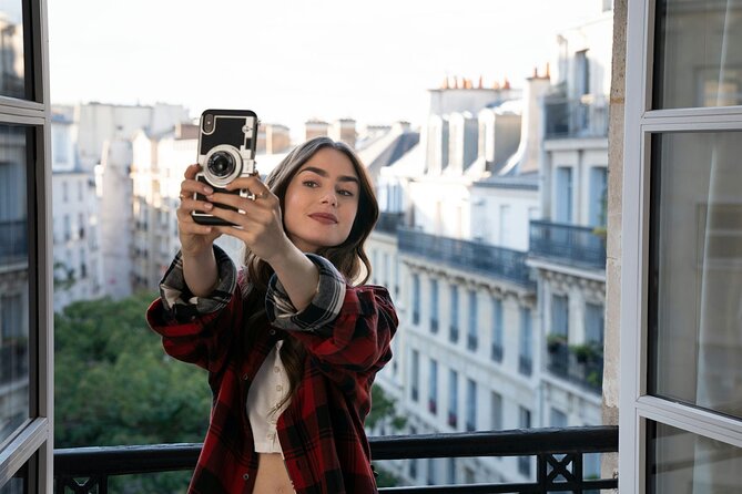 Emily in Paris Guided Walking Tour - Private - Good To Know