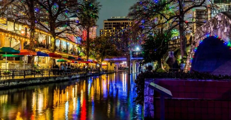 Enchanted Christmas Stroll: San Antonio’s Festive Gems