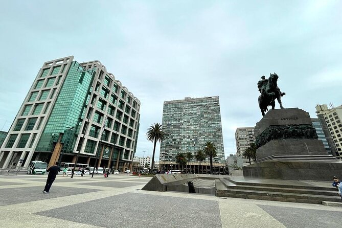 Enjoy a Private Tour of Montevideo With Tango Tour.