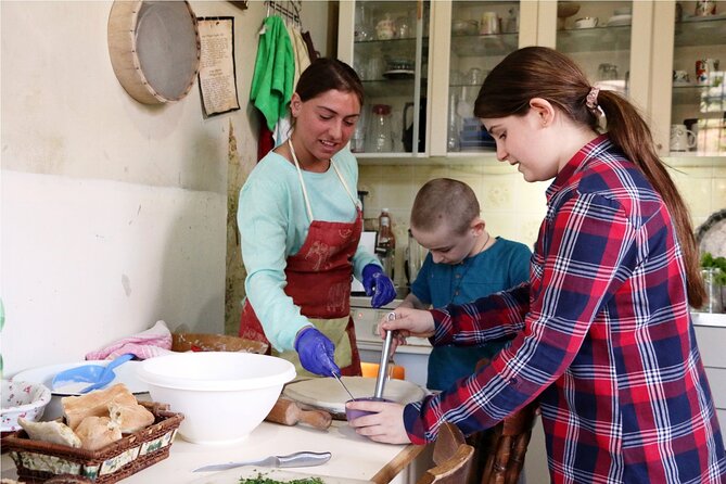 Enjoy a Traditional Georgian Cooking Class and Meal With a Local in Tbilisi