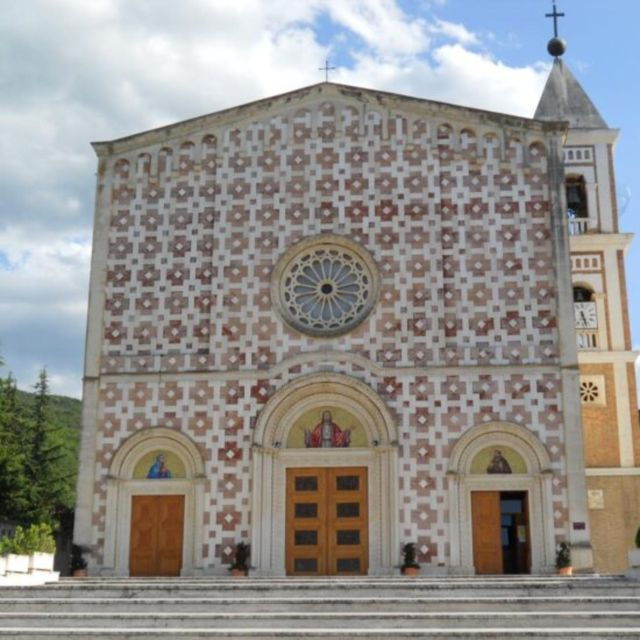 Eucharistic Miracle & Holy Faces Sanctuaries Private Tour - Inclusions