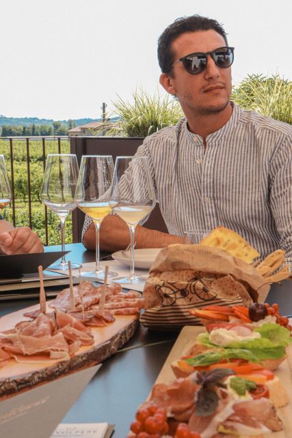 Experience in Valdobbiadene: Winery Tour & Wine Tasting
