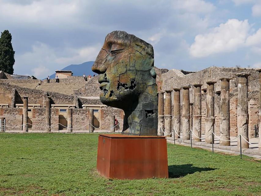 Experiencing History: Cultural Tour of Pompeii and Vesuvius - Experience Description