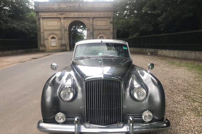 Explore London Historical Sites in a Classic 1950's Vintage Car - Good To Know