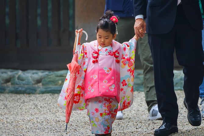 Family Day in Nagoya With a Local: Private & Personalized