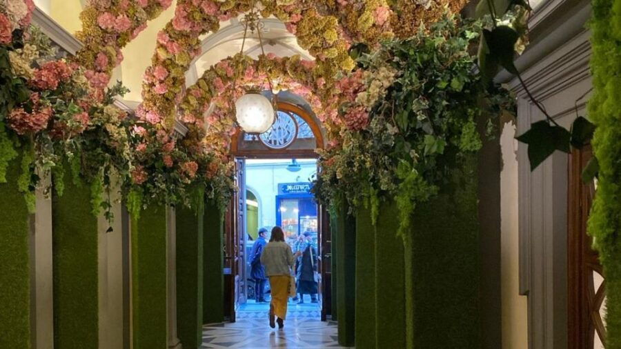 Florence Historical Centre and Legends Tour for Small Groups - Tour Details