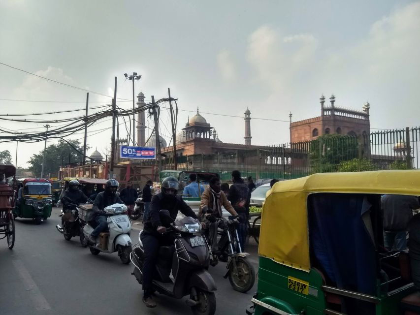 Food & Heritage Walk Tour With Tuk-Tuk & Rickshaw - Good To Know