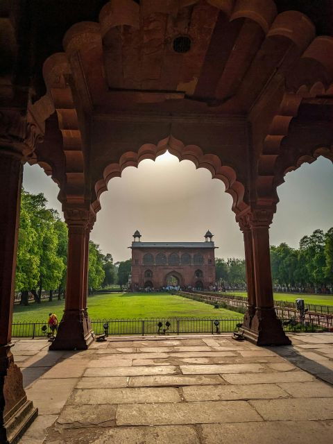 From Bengaluru: 2-Day Taj Mahal Tour With Flight & Hotel