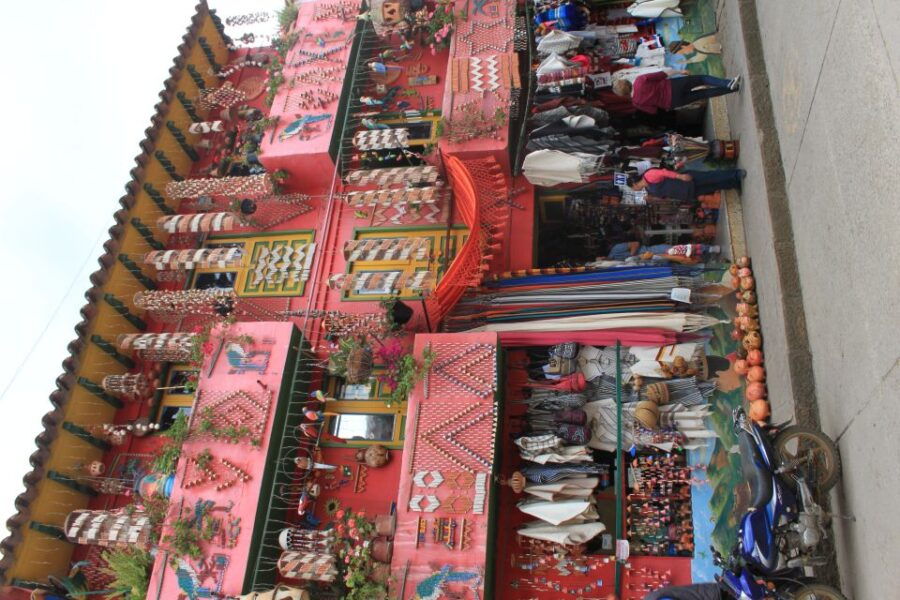 From Bogotá: Private Tour to Villa De Leyva