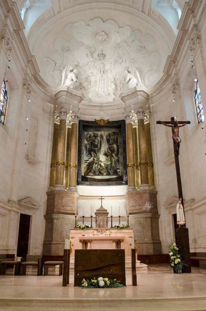 From Coimbra – Fátima, Nazaré & Batalha Private Tour