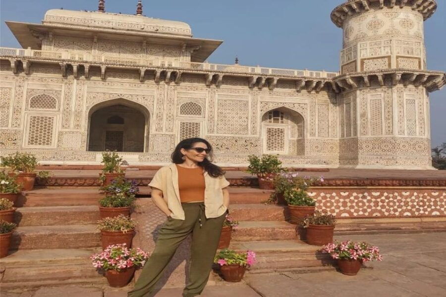 From Delhi: Luxury Golden Triangle Tour With Varanasi - Good To Know