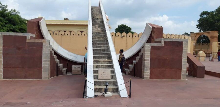 From Delhi : Private Jaipur Overnight Tour With Transfer - Good To Know