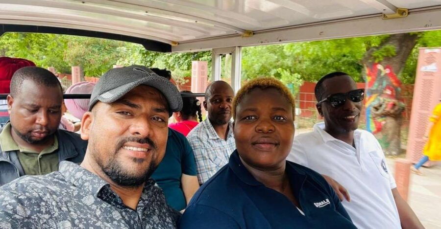 From Delhi: Private Old And New Delhi City Guided Day Tour - Customer Reviews