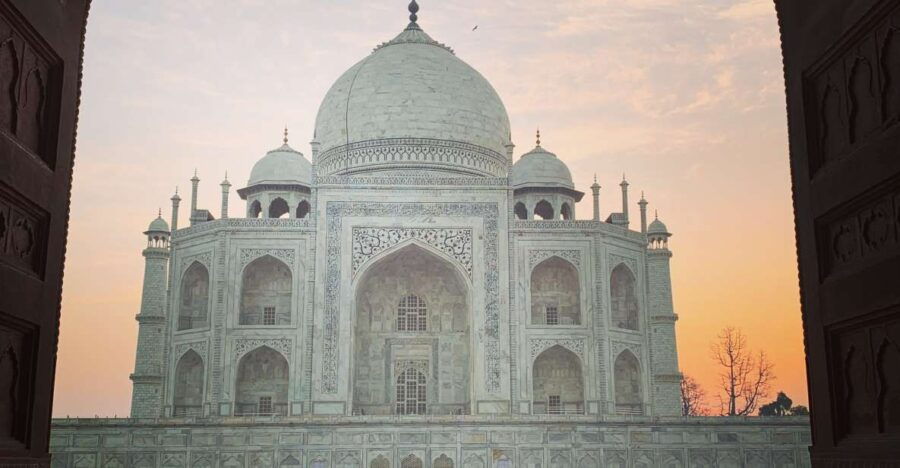 From Delhi : Private Sunrise Tour of Tajmahal - Good To Know