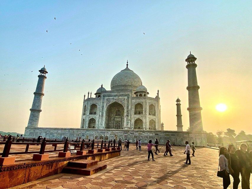 From Delhi: Private Taj Mahal Tour by Gatimaan Express Train - Tour Details