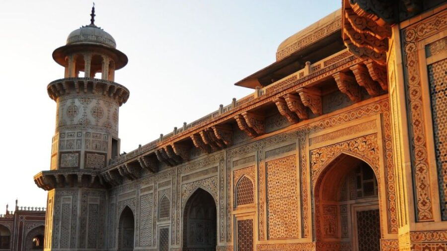 From Delhi:-Same Day Agra Tour by Superfast Train. - Good To Know