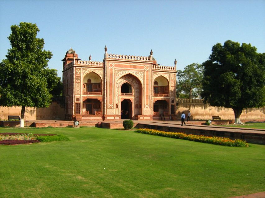 From Delhi: Taj Mahal & Agra Tour by Gatimaan Express Train - Good To Know