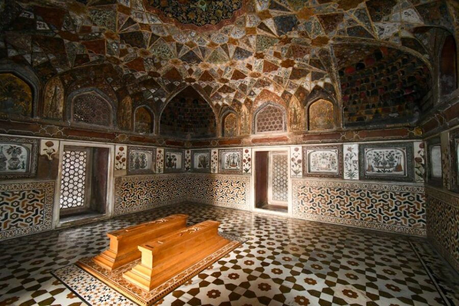 From Delhi: Taj Mahal and Agra Fort Private Tour by Car - Tour Highlights