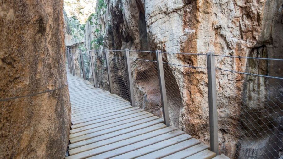 From Fuengirola: Caminito Del Rey Guided Day Trip