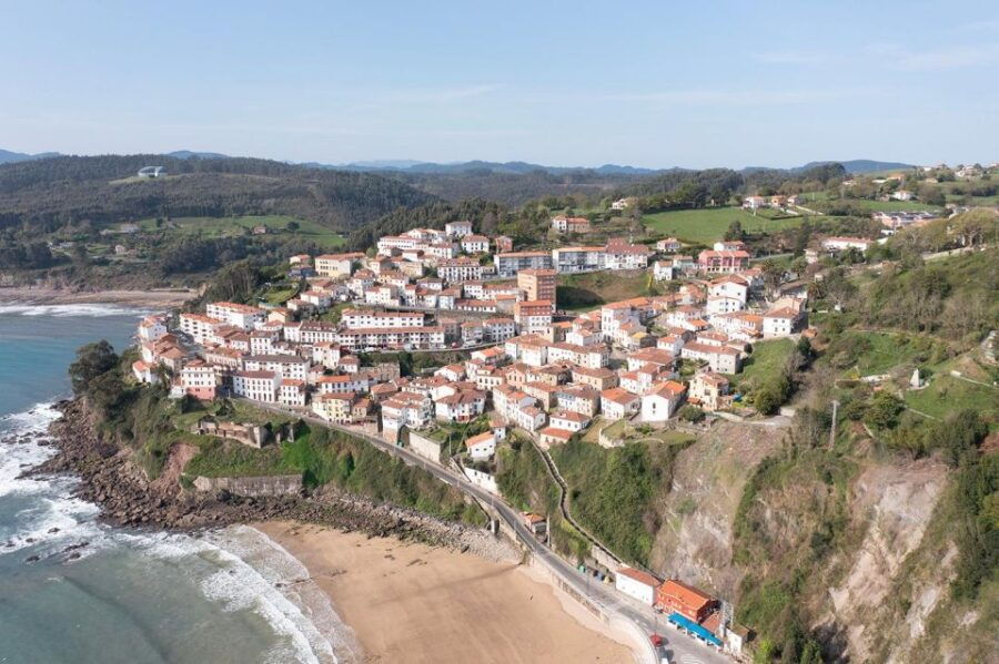 From Gijón or Oviedo: Tazones, Lastres & Ribadesella Tour - Good To Know