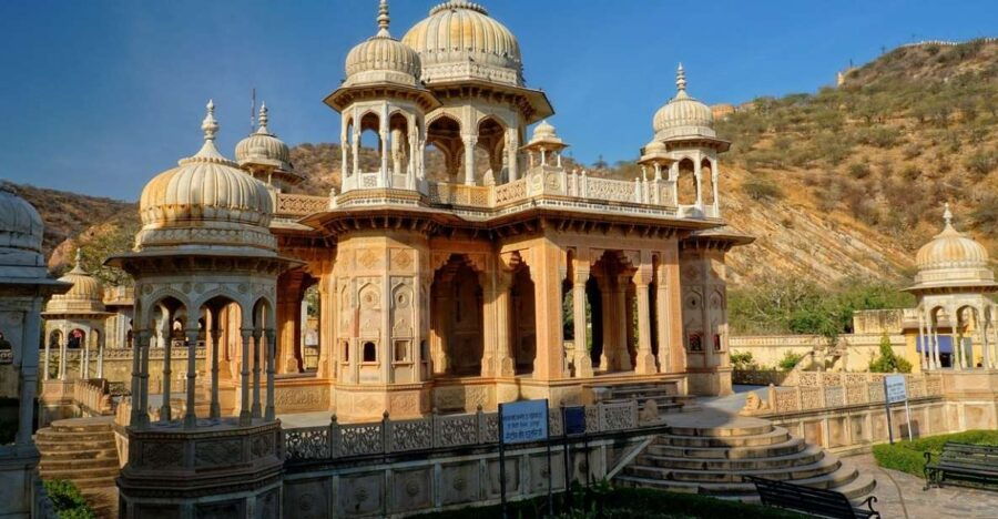 From Jaipur : Local Jaipur Sightseeing Tour By Car - Itinerary