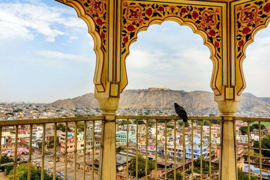 From Jaipur: Private Amber Fort, Jal Mahal and More Car Tour - Itinerary
