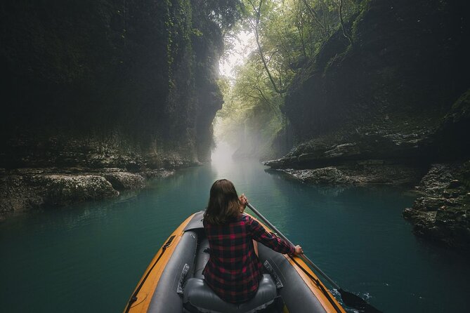 From Kutaisi: Canyons and Caves Tour With Transfer to Tbilisi