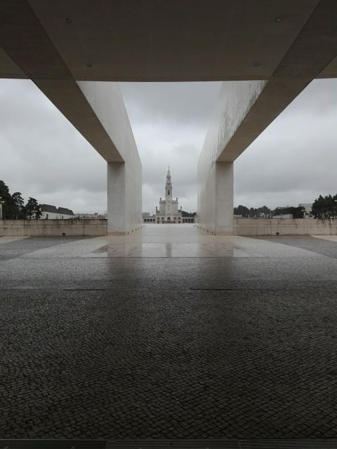 From Lisbon:Shrine of Fátima Half Day Private Tour