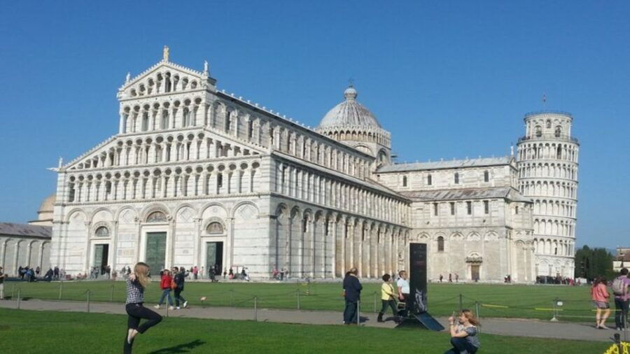 From Livorno: Guided Day Trip to Florence and Pisa by Bus - Trip Details