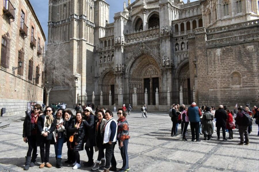 From Madrid: Toledo and Segovia Day Tour - Good To Know