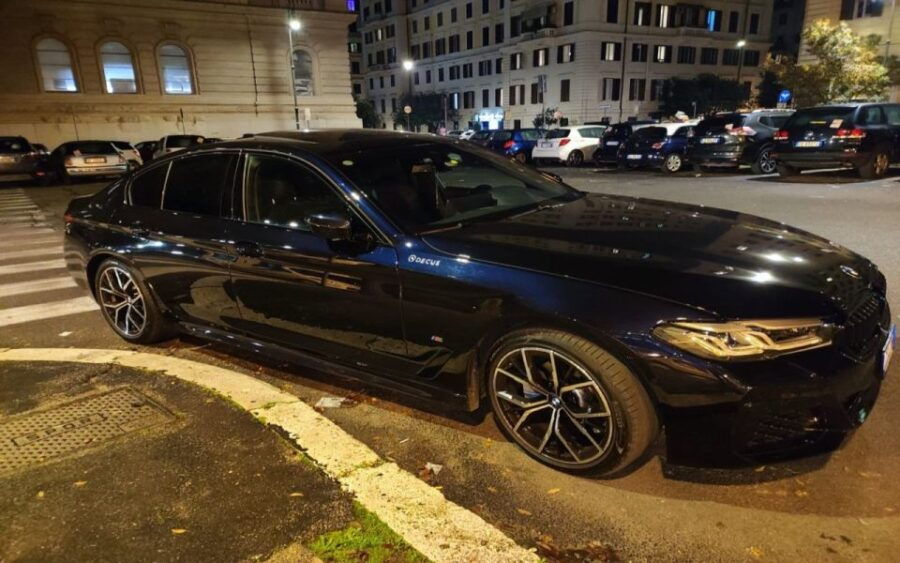 From Malpensa Airport : Private 1-Way Transfer to Milan - Meeting Point & Important Info