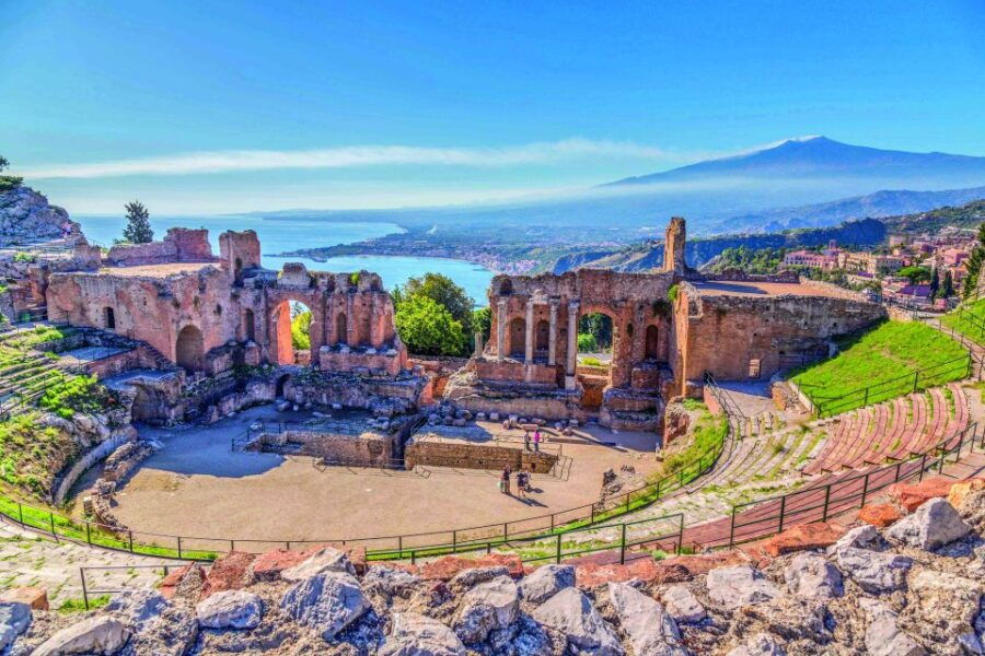 From Malta: Mount Etna & Taormina Day Trip With Guide