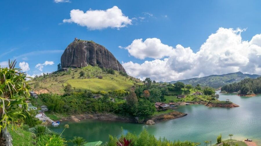 From Medellin: Guatape Lake Boat Tour and El Peñol Rock Hike - Good To Know