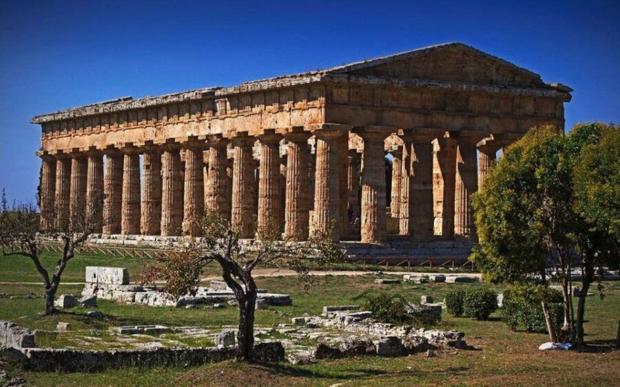 From Naples: Paestum Day Trip With Mozzarella Tasting