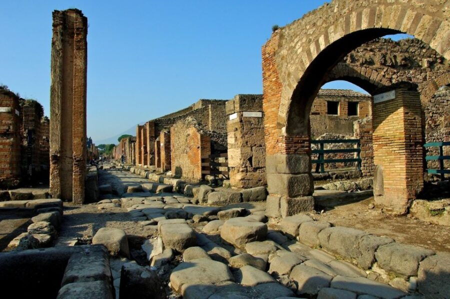 From Naples: Pompeii and Amalfi Coast Full-Day Private Tour - Good To Know