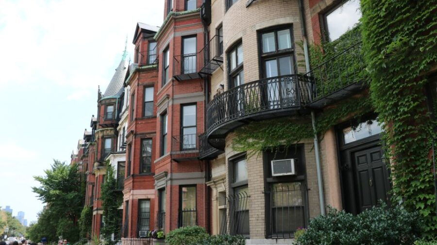 From NYC: Exclusive Spanish-Language Day Trip to Boston - Inclusions