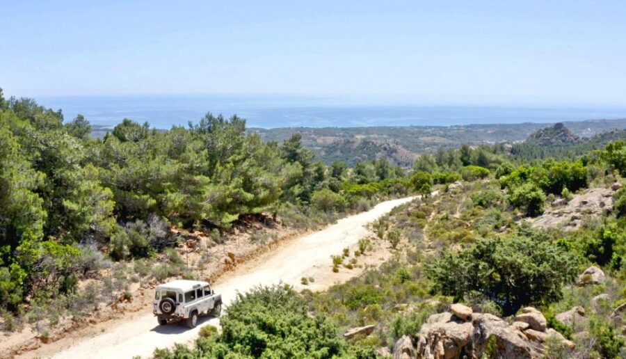 From Orosei: Siniscola Private Jeep Tour