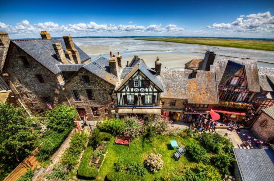 From Paris, Enchanting Mont St Michel Private Tour