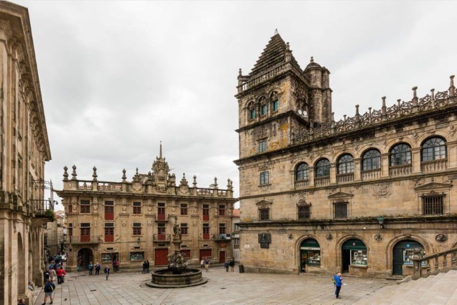From Porto: Private Sightseeing Santiago Da Compostela Tour - Good To Know